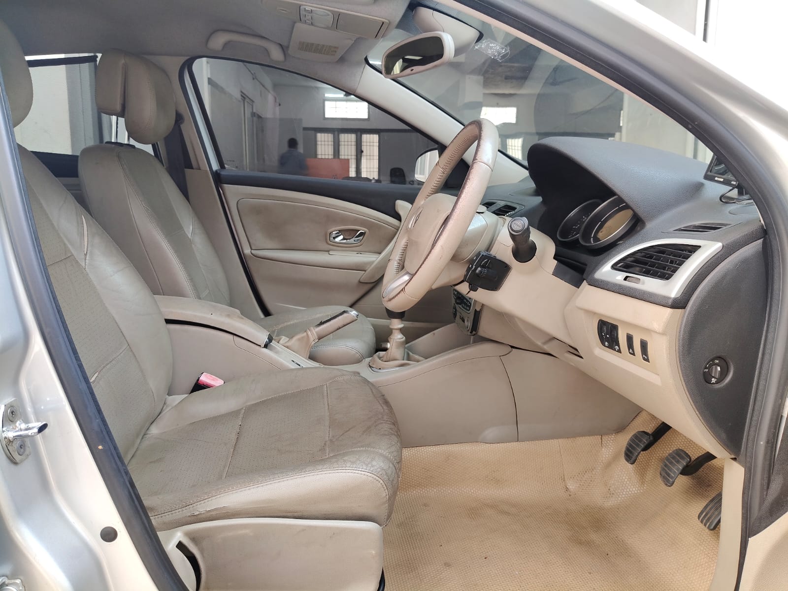 Renault Fluence(2011-2014) 1.5 E2